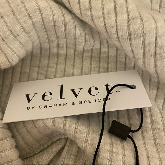 NWT Velvet by Graham and Spencer Medium Gray Cowl Neck Ribbed Sweater - Picture 5 of 14